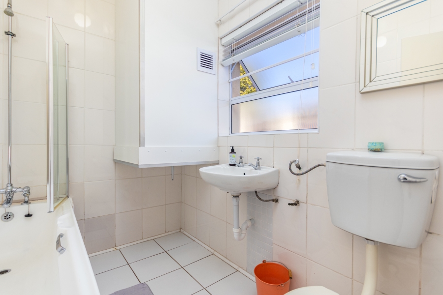 2 Bedroom Property for Sale in Kenilworth Western Cape